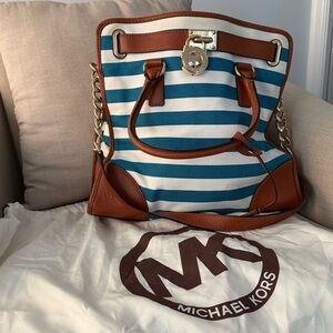 Michael Kors purse